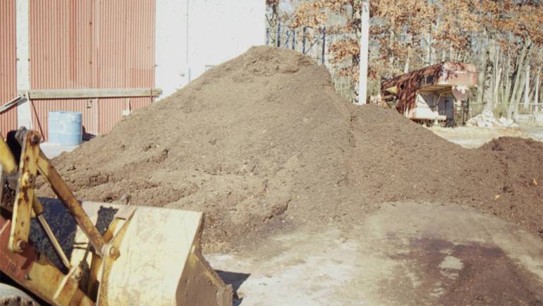 Mulching With Compost